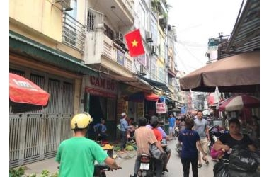 Bán gấp! Mảnh đất mặt phố Đê La Thành, 75m2 giá 7,95 tỷ